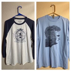 ✨ Bundle Graphic Tees – Old Navy + Moog Museum | Artsy & Casual ✨ Medium